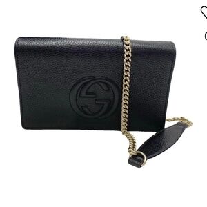 Gucci crossbody wallet on a chain